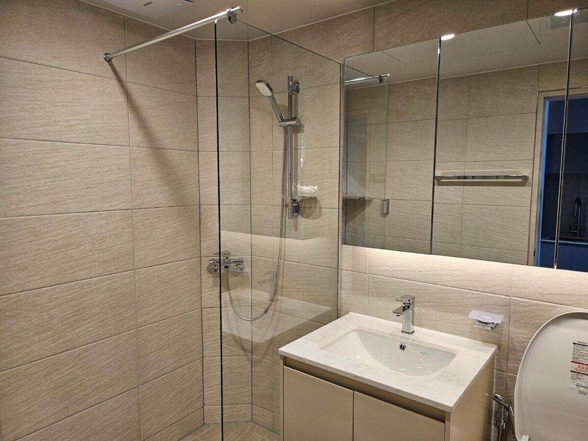 Apartment Hongdae Cozy Space09,1 Minute From Hongik Station,great View, View *