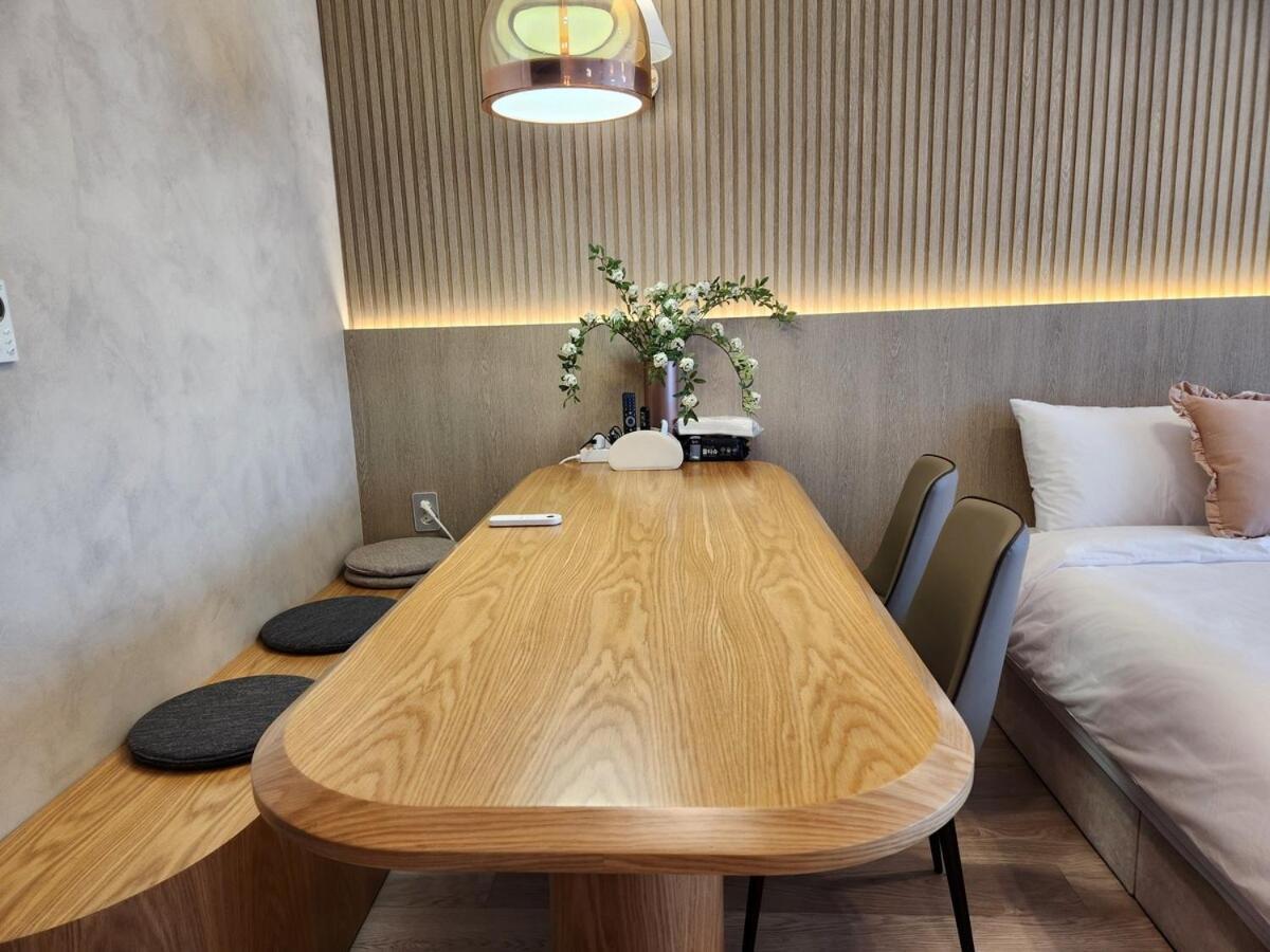 Hongdae Cozy Space09,1 Minute From Hongik Station,great View, View *