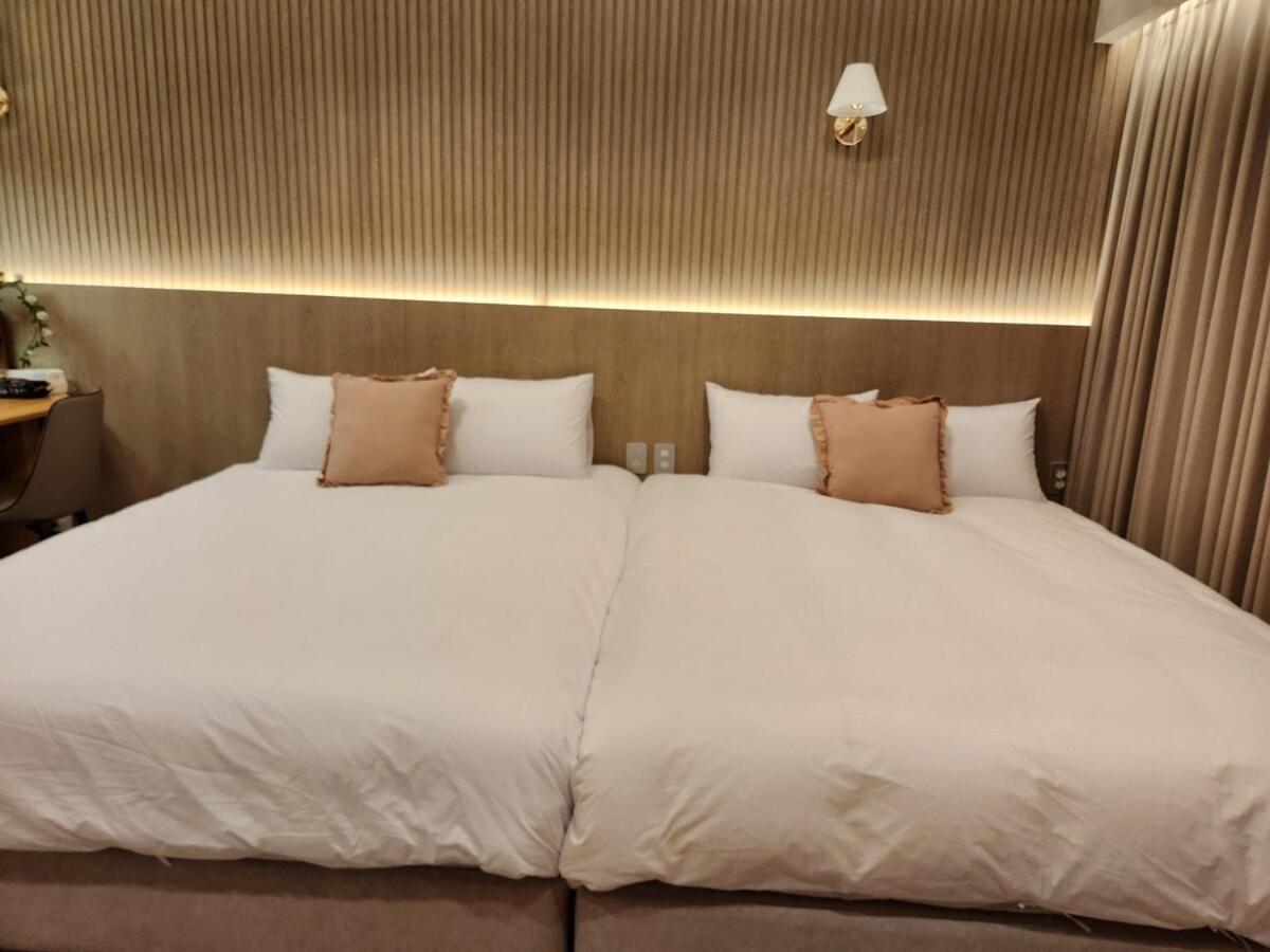Hongdae Cozy Space09,1 Minute From Hongik Station,great View, View Apartment Seoul