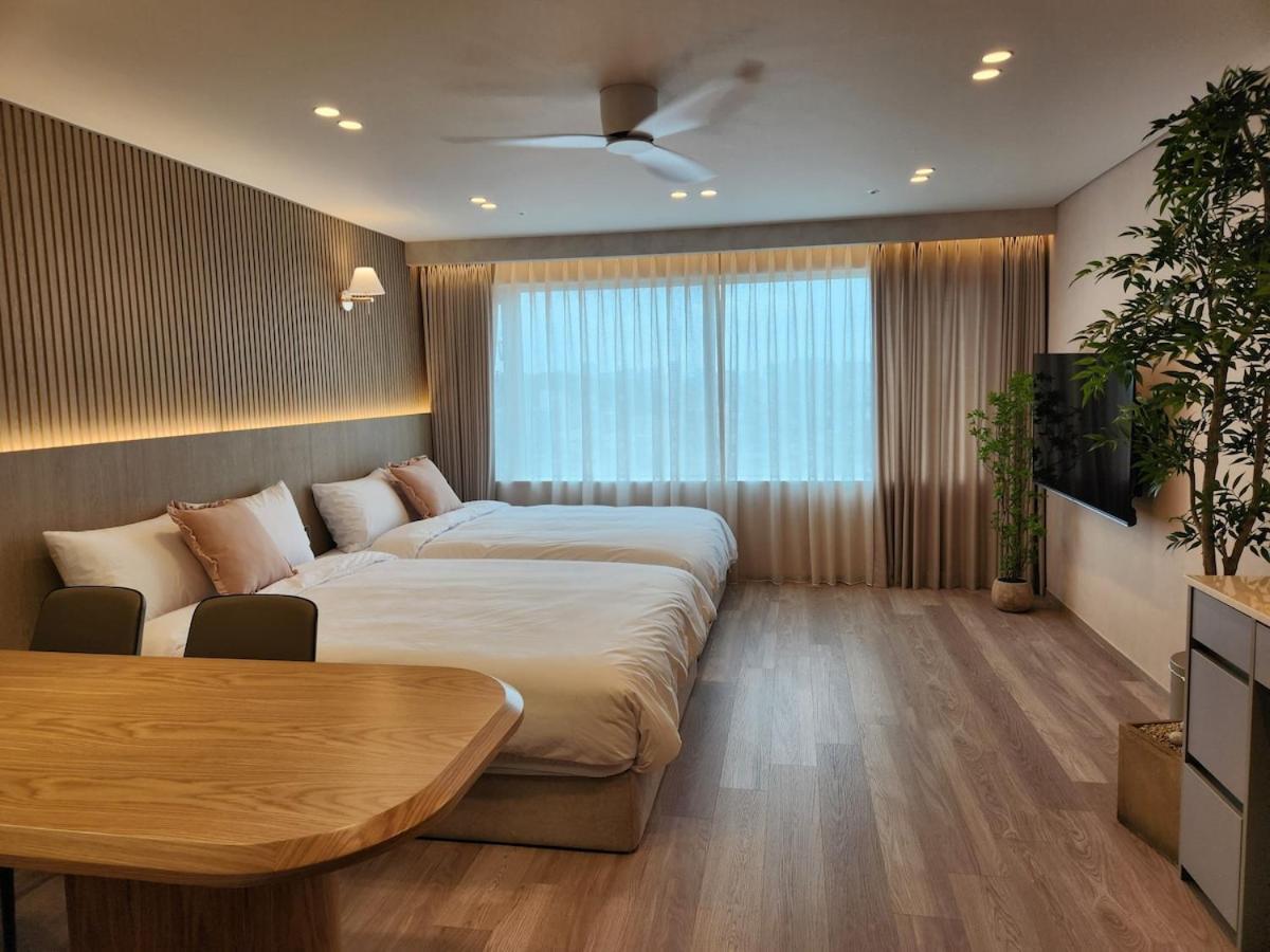 Apartment Hongdae Cozy Space09,1 Minute From Hongik Station,great View, View *