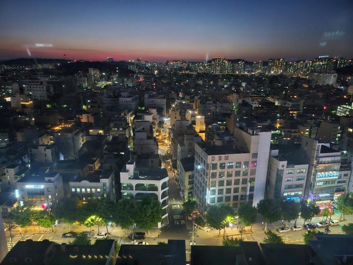 Pangsapuri Hongdae Cozy Space09,1 Minute From Hongik Station,great View, View Seoul